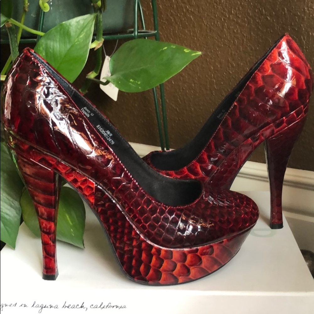 Auri Betty G heels
